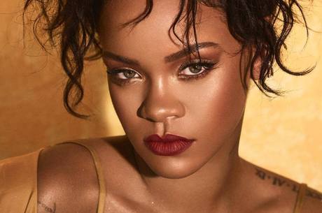 Onde nasceu a cantora Rihanna?